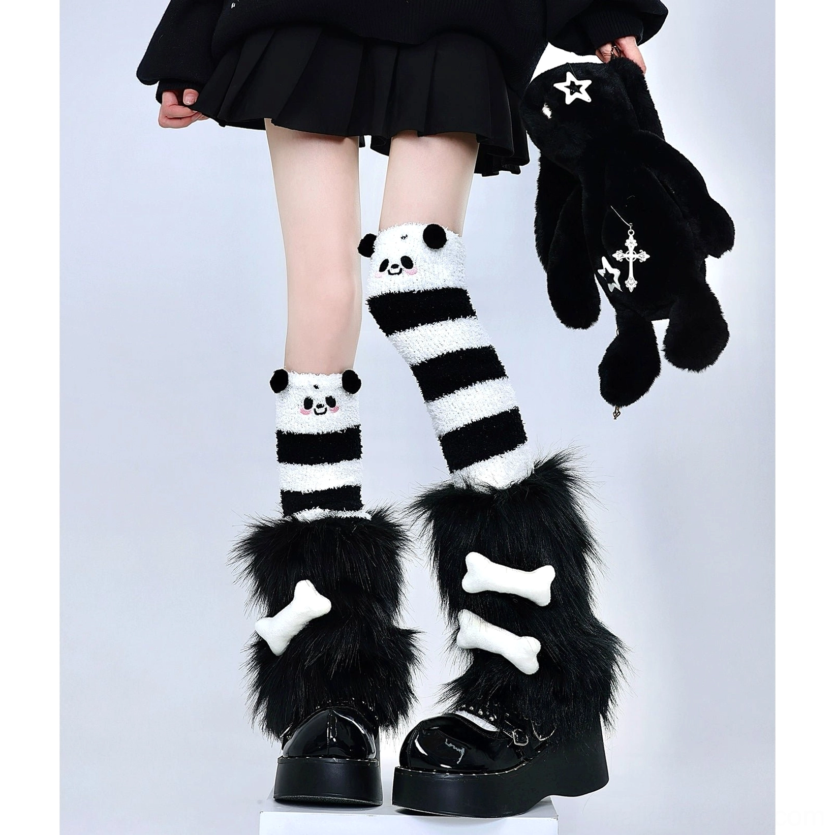 Lamb motif knee socks white leg warmers sweet irony Jirai Kei aesthetic punk Y2K alternative fashion sock set