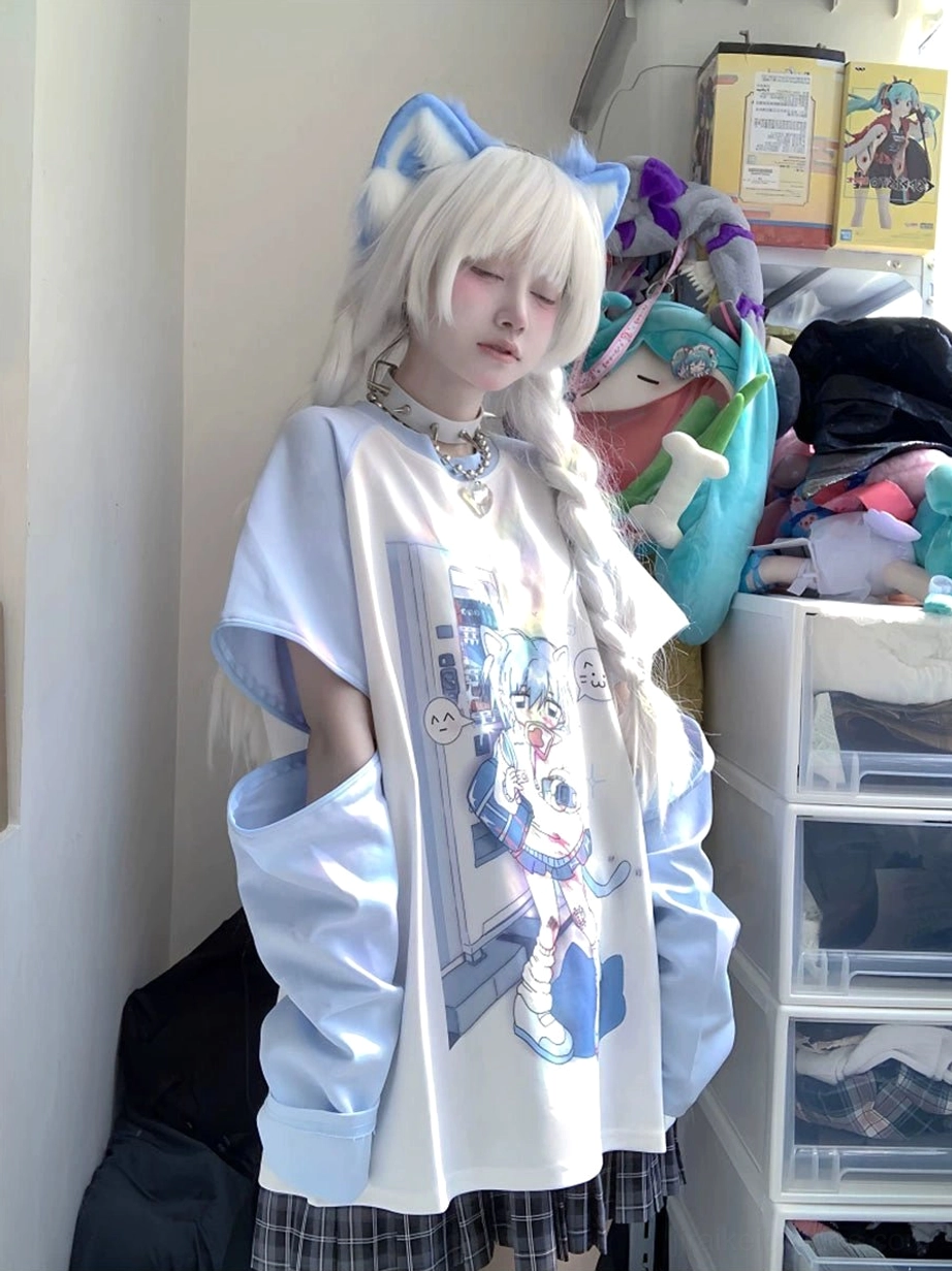 Long detachable raglan sleeves anime graphic tee three-quarter view cat ear cosplay aesthetic