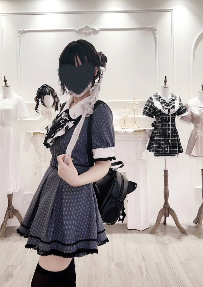 Maid Jirai Kei outfit inspiration styling twin ponytails platform shoes aesthetic