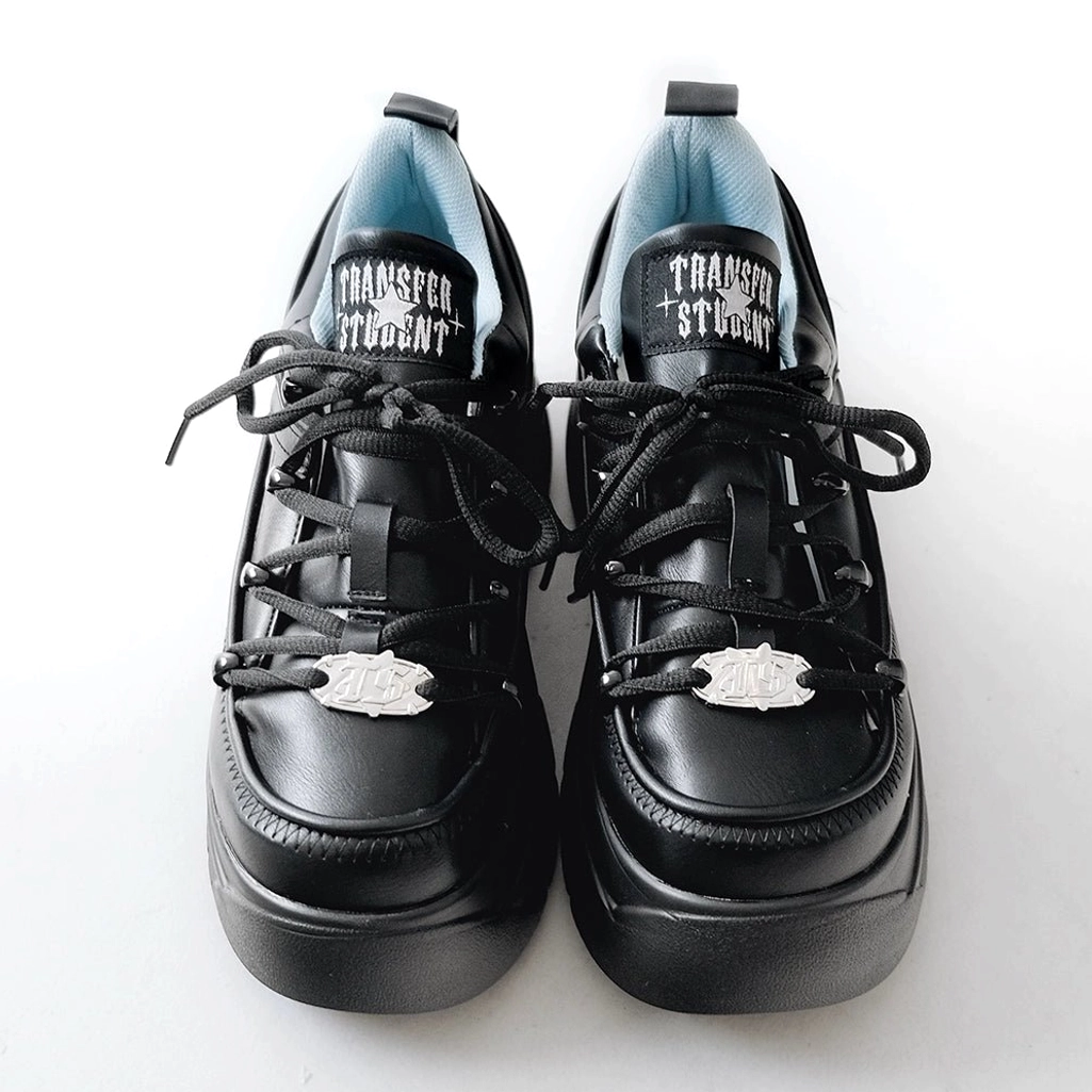 Matte black jirai kei platform chunky sole sneakers bold statement piece for edgy jirai kei aesthetic and confident personal style