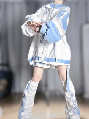 Mizuiro techwear hoodie jacket front three-quarter view with white and blue color block design, elastic shorts, and leg warmers complete set on faceless model indoors