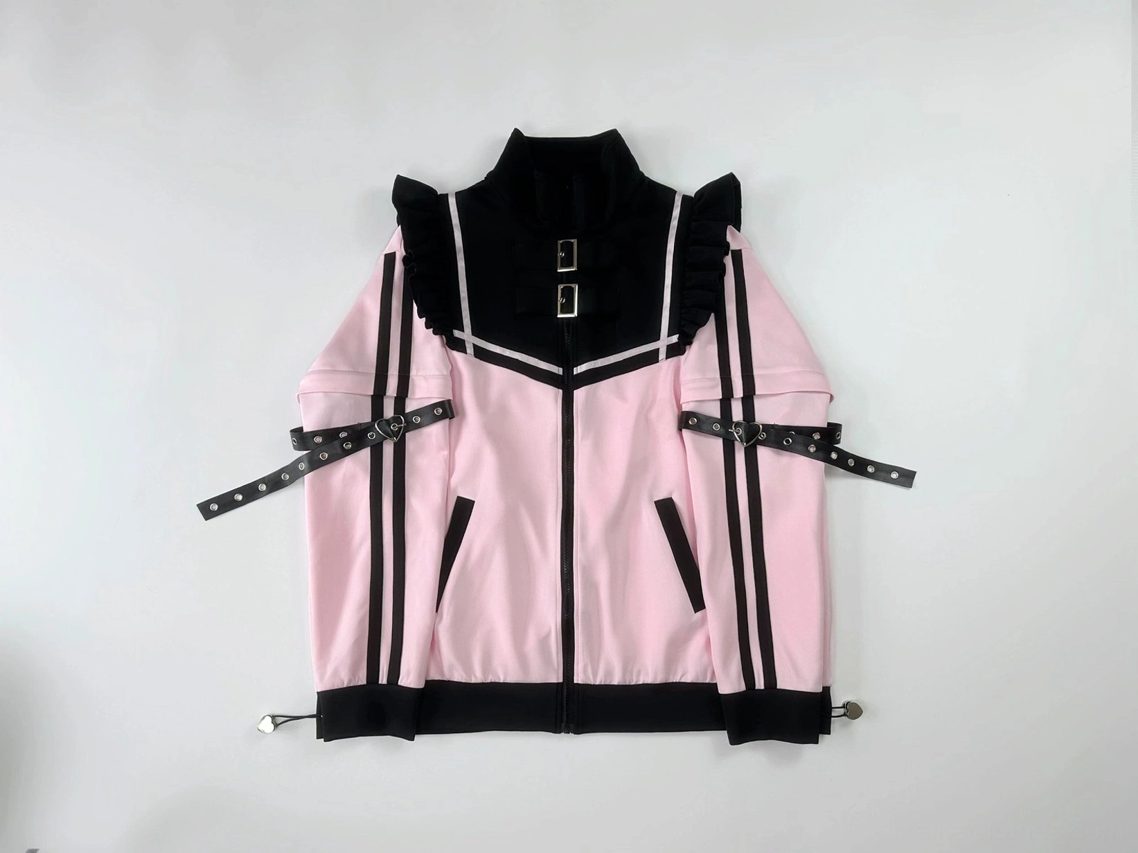 Oversized jacket silhouette Jirai Kei Y2K Tenshi Kaiwai fashion contemporary streetwear style