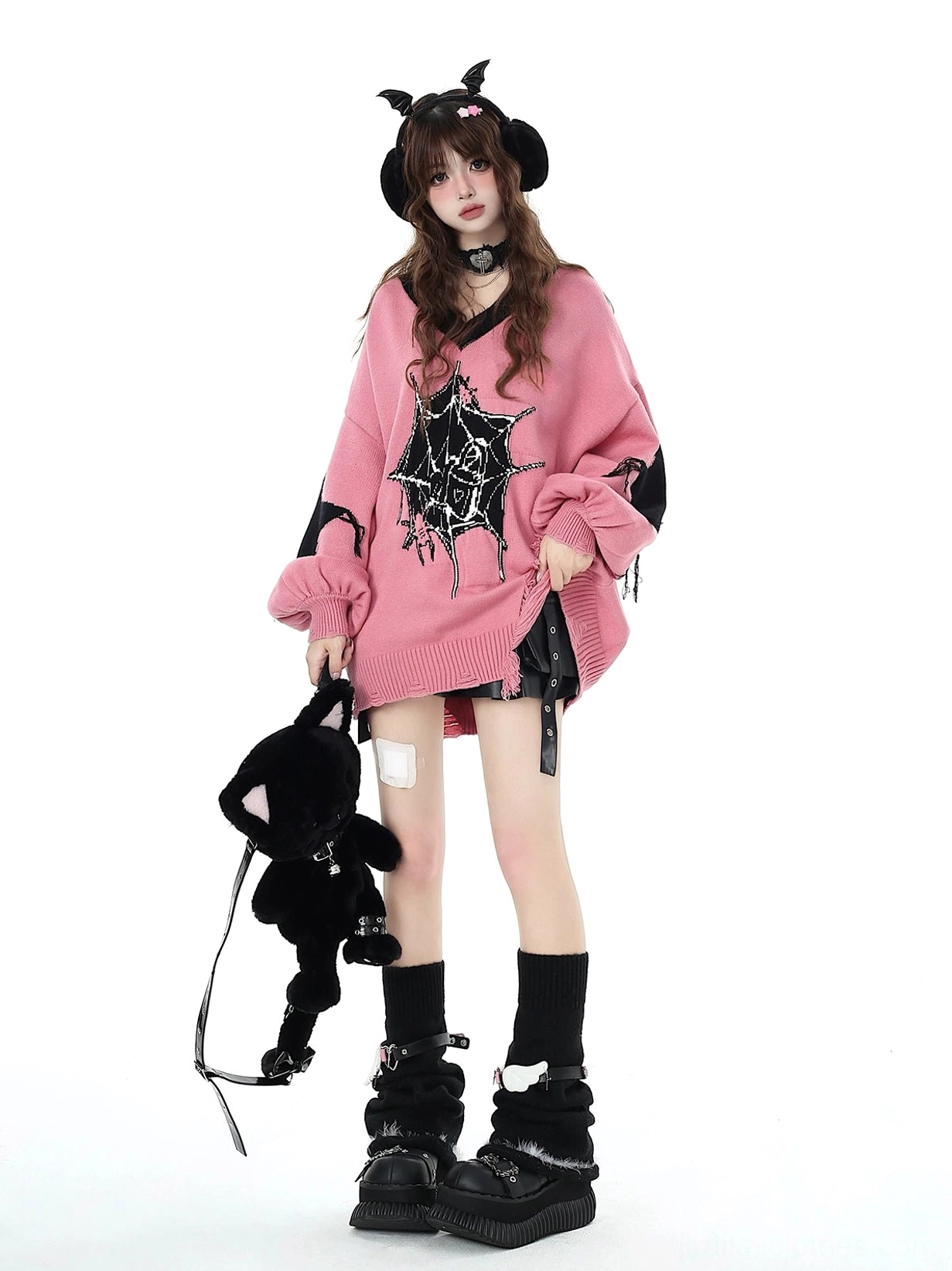 Pink Jirai Kei knit sweater V-neck neckline detail showing comfortable fit and quality knit construction
