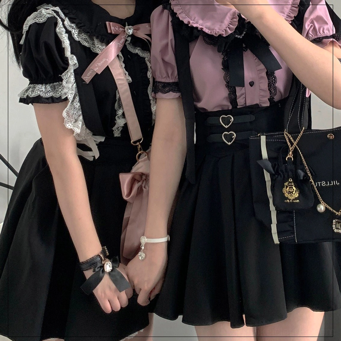 Jirai Kei sweet lace blouse pink color option peter pan collar bubble sleeves styling guide