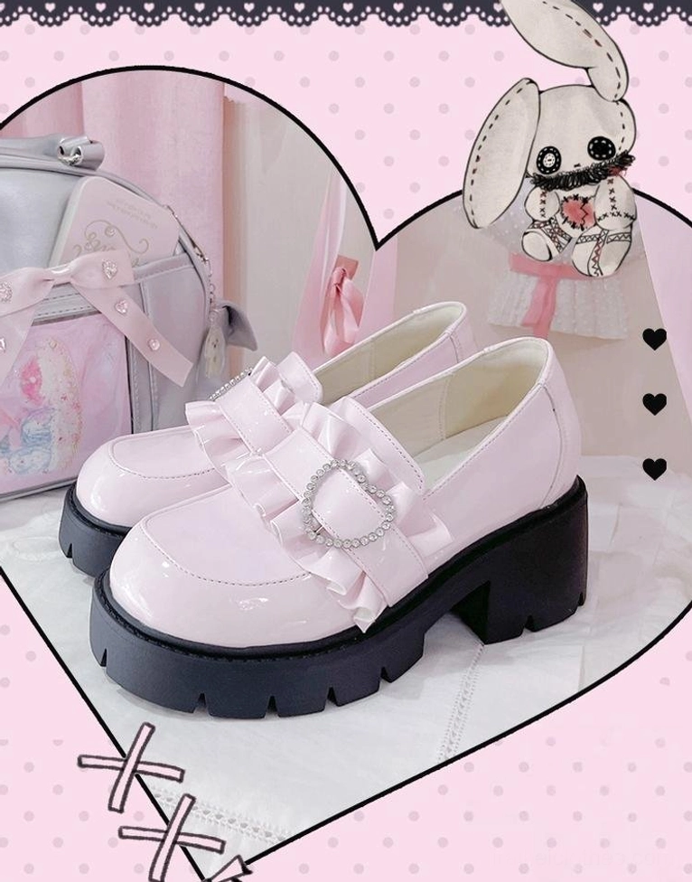Pink platform loafers Jirai Kei aesthetic romantic sweet style with chunky sole heart rhinestone buckle pastel feminine