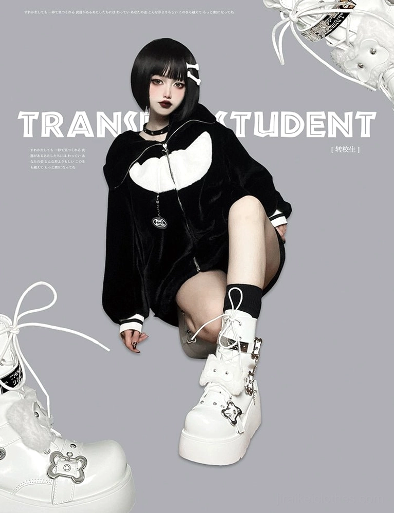 Platform Martin boots circumference adjustment visual showing 25cm 9.8 inches adjustable fit via side zipper mechanism