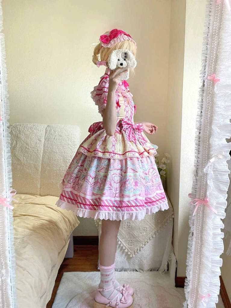 Puffy short-sleeved ruffle shirt component of Jirai Kei sweet Lolita dress set with chest jabot detail