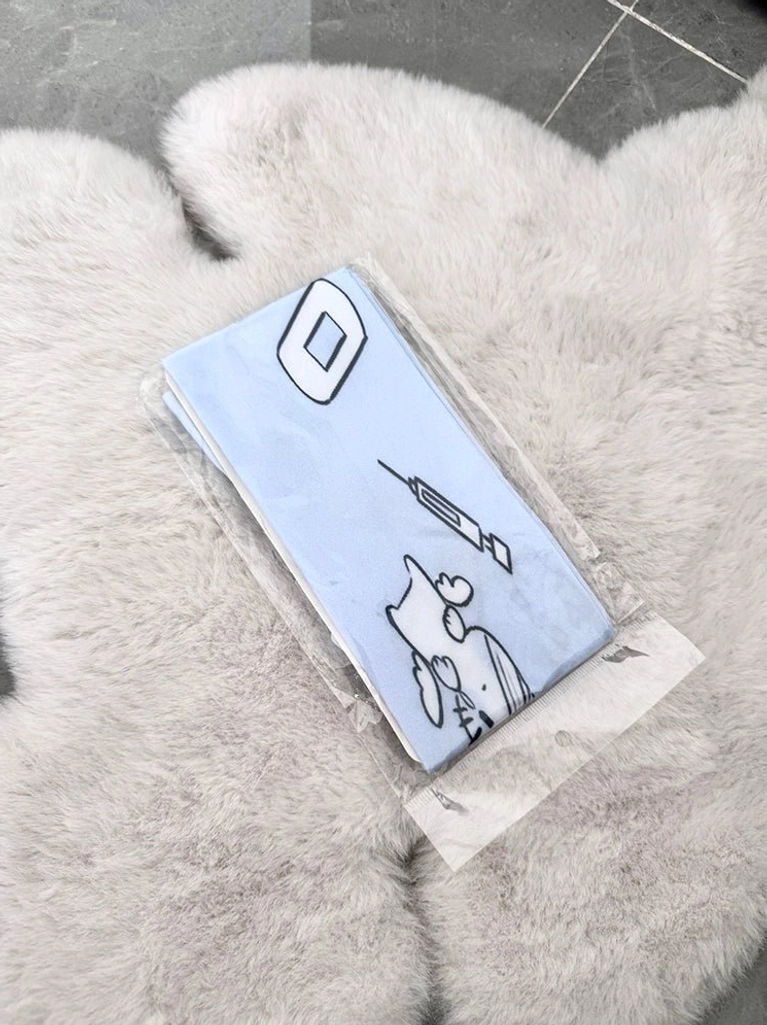 Pure blue angel over-the-knee Tenshi velvet socks with cute cartoon angel and cherub prints, complete product showcase with lace detailing