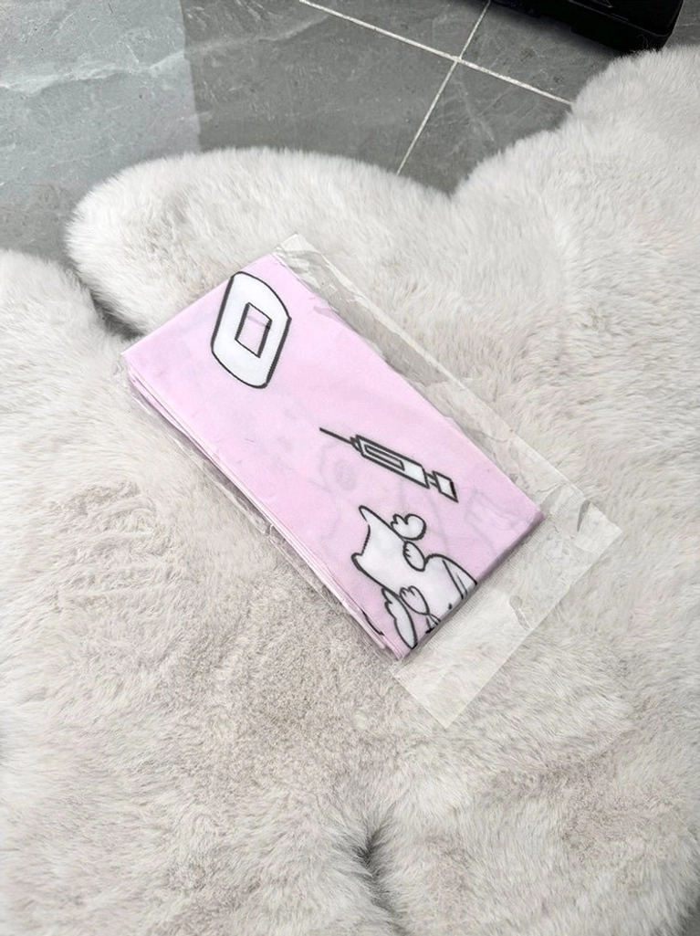 Pure pink angel Tenshi Kaiwai over-the-knee socks with adorable angel motifs and lace trim, solid color design variant for Jirai Kei styling
