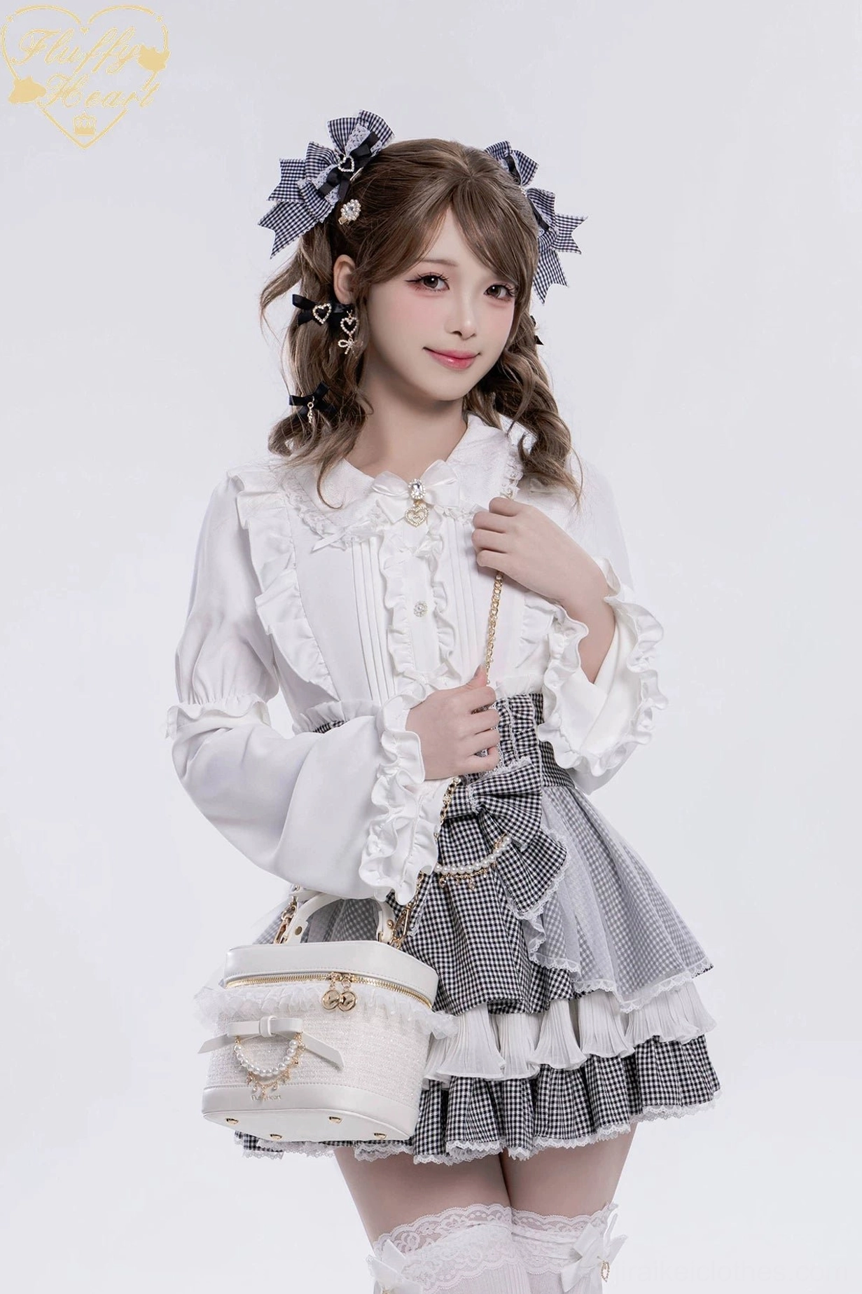 Ryousangata bucket bag metal base studs reinforced bottom protection detail studded hardware