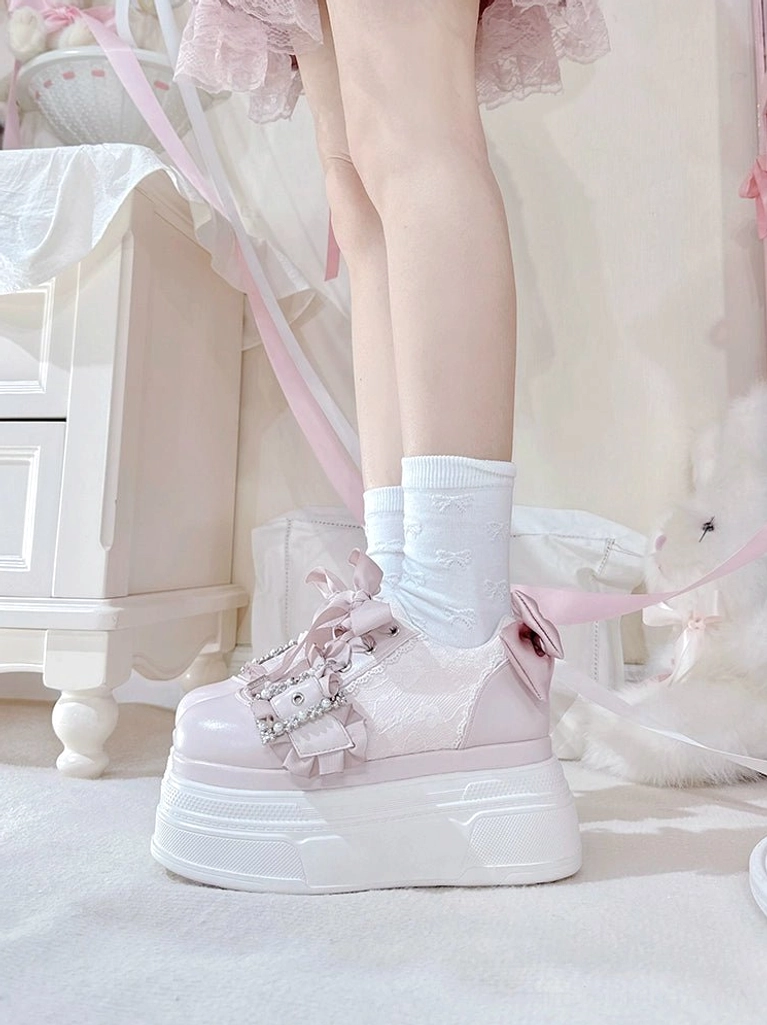 Ryousangata Jirai Kei platform shoes casual jeans oversized graphic tee edge visual interest