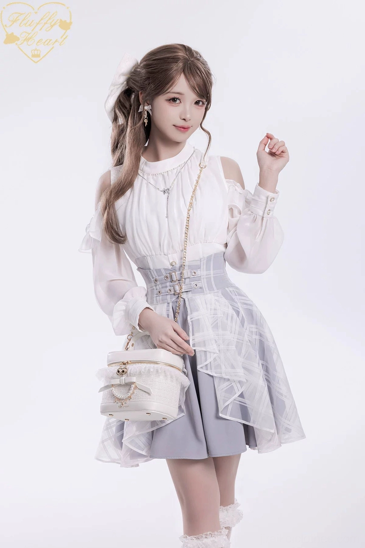 Ryousangata lace bucket bag overall silhouette with full embellishment showcase artificial pearls rhinestones