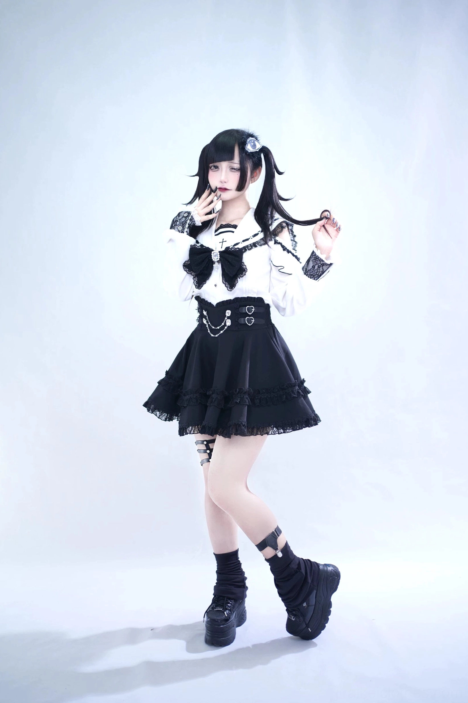 Sailor collar Jirai Kei blouse detail highlighting lace detailing on cuffs, ruffled sailor collar, and blouse construction quality