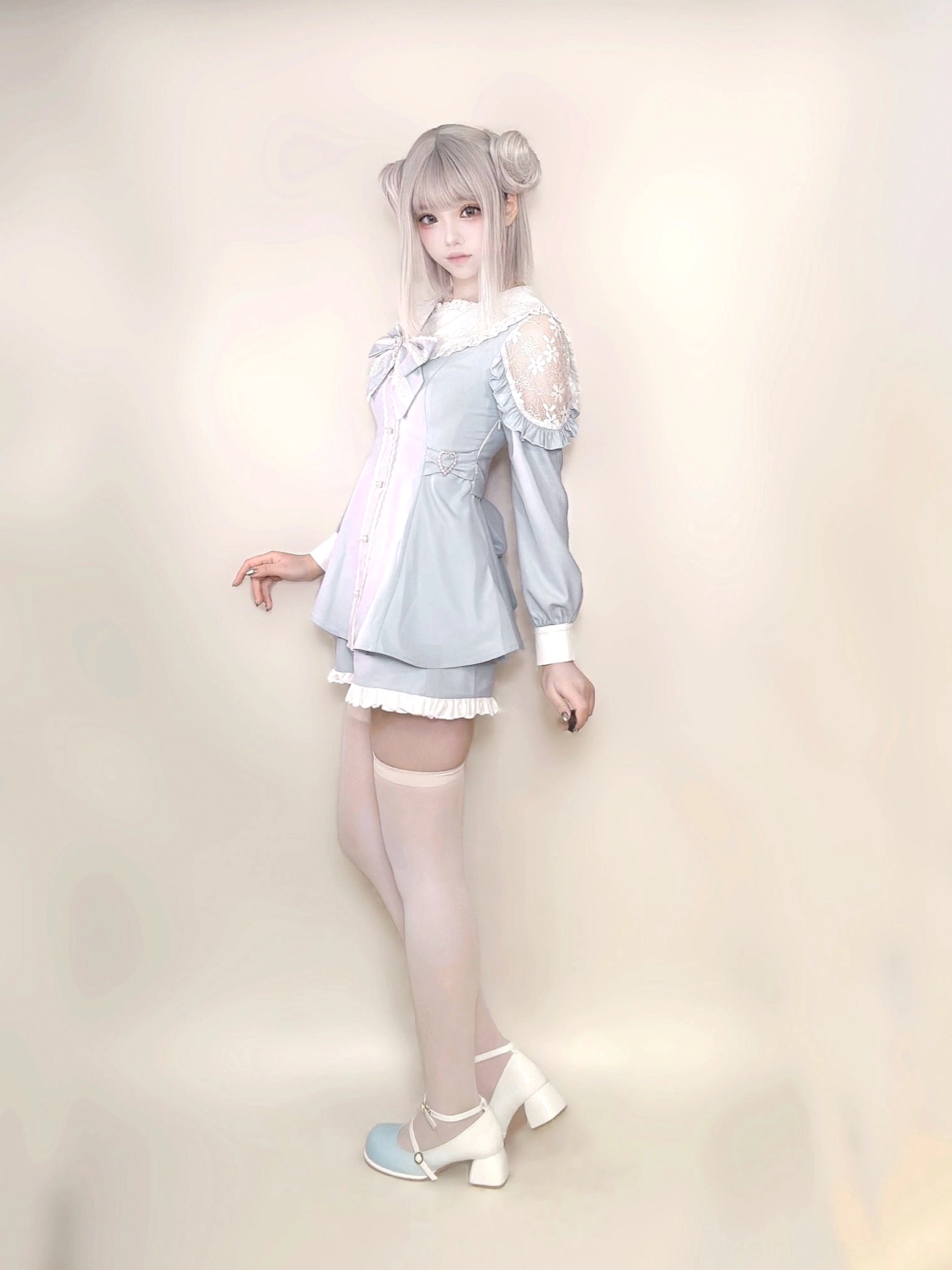Sailor Jirai Kei dress set piping design detail comparison with and without piping trim options