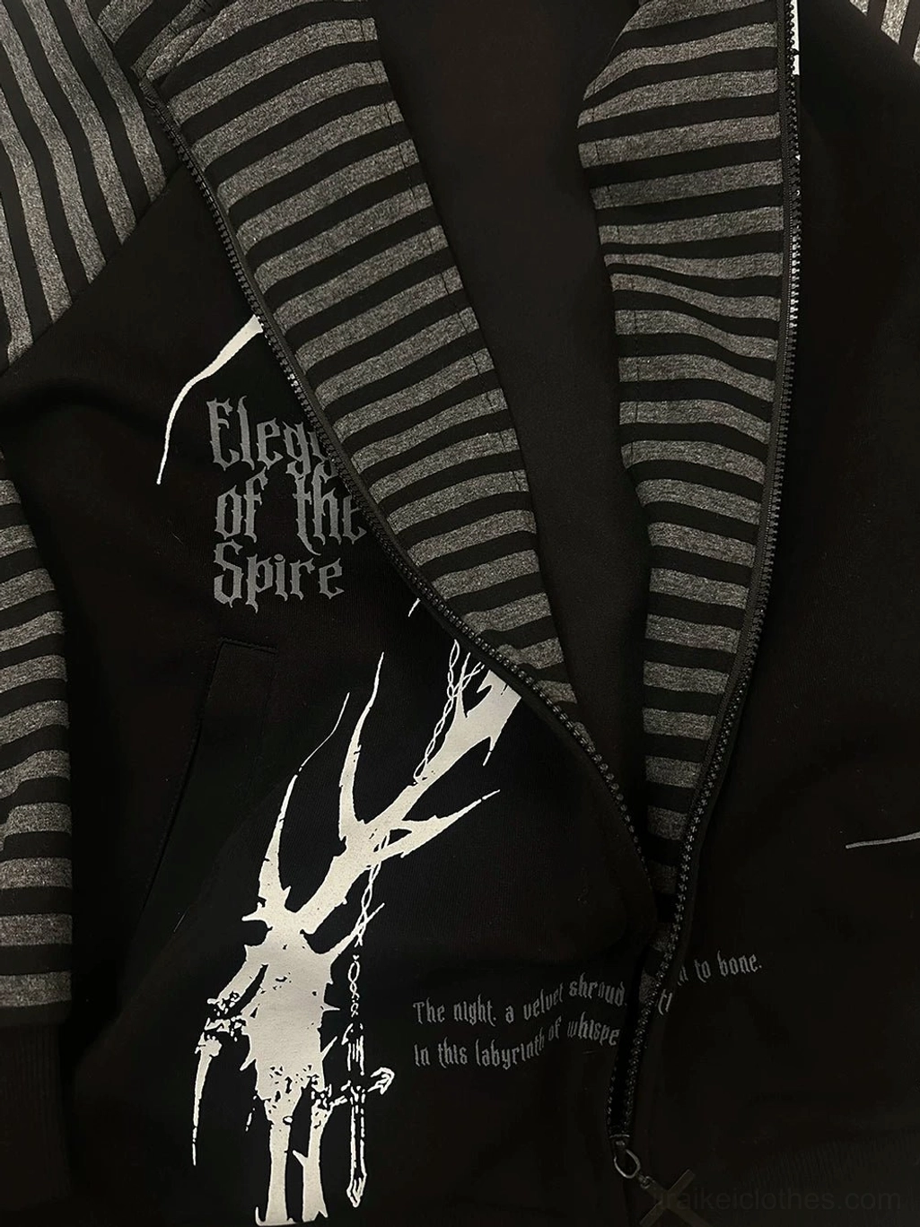 Hooded scythe print zip coat size comparison showing M L XL 2XL fit variations for different body types and silhouettes