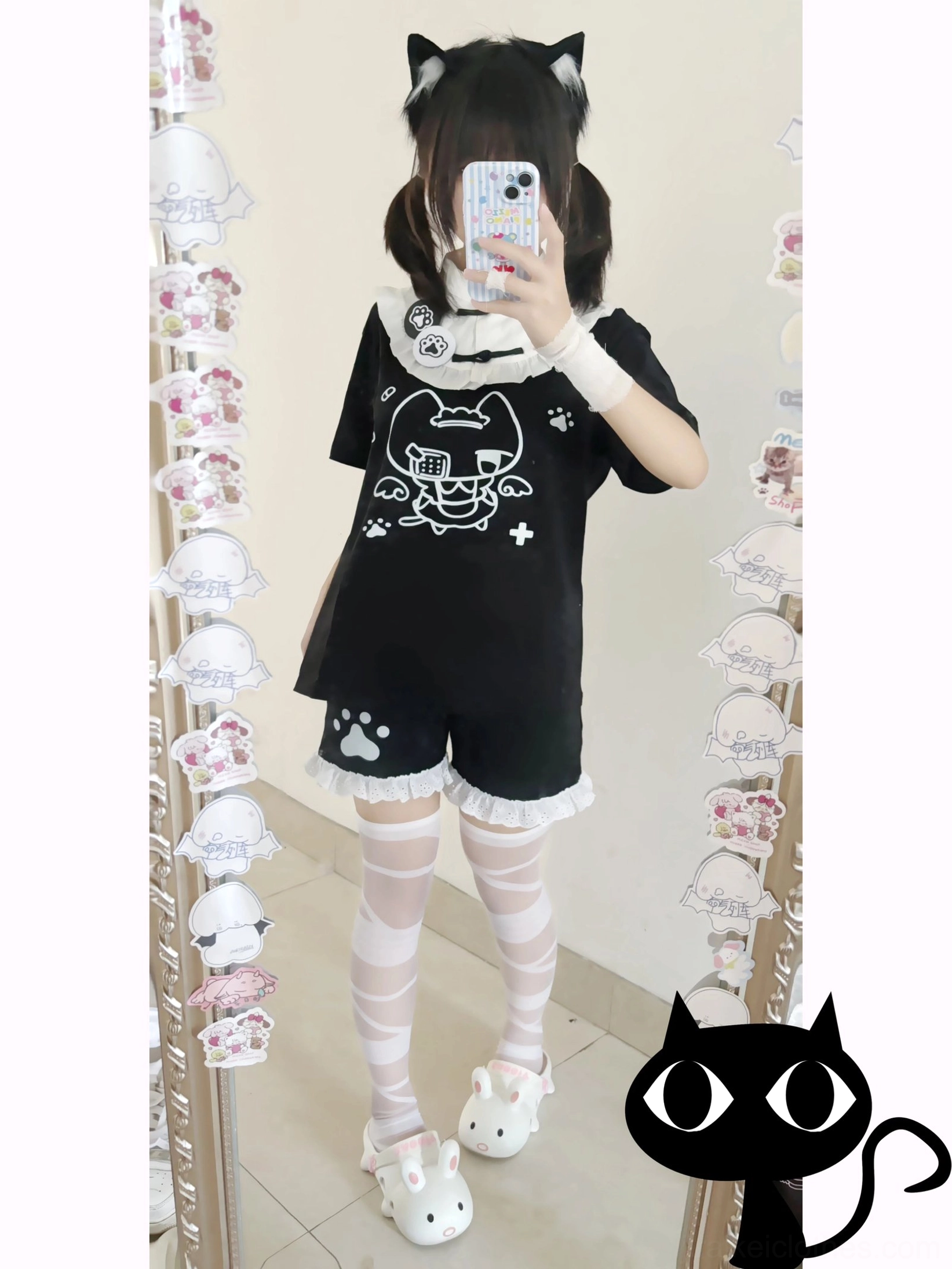Tenshi Kaiwai angel wing cat print cotton T-shirt with knot button collar detailed design showcase