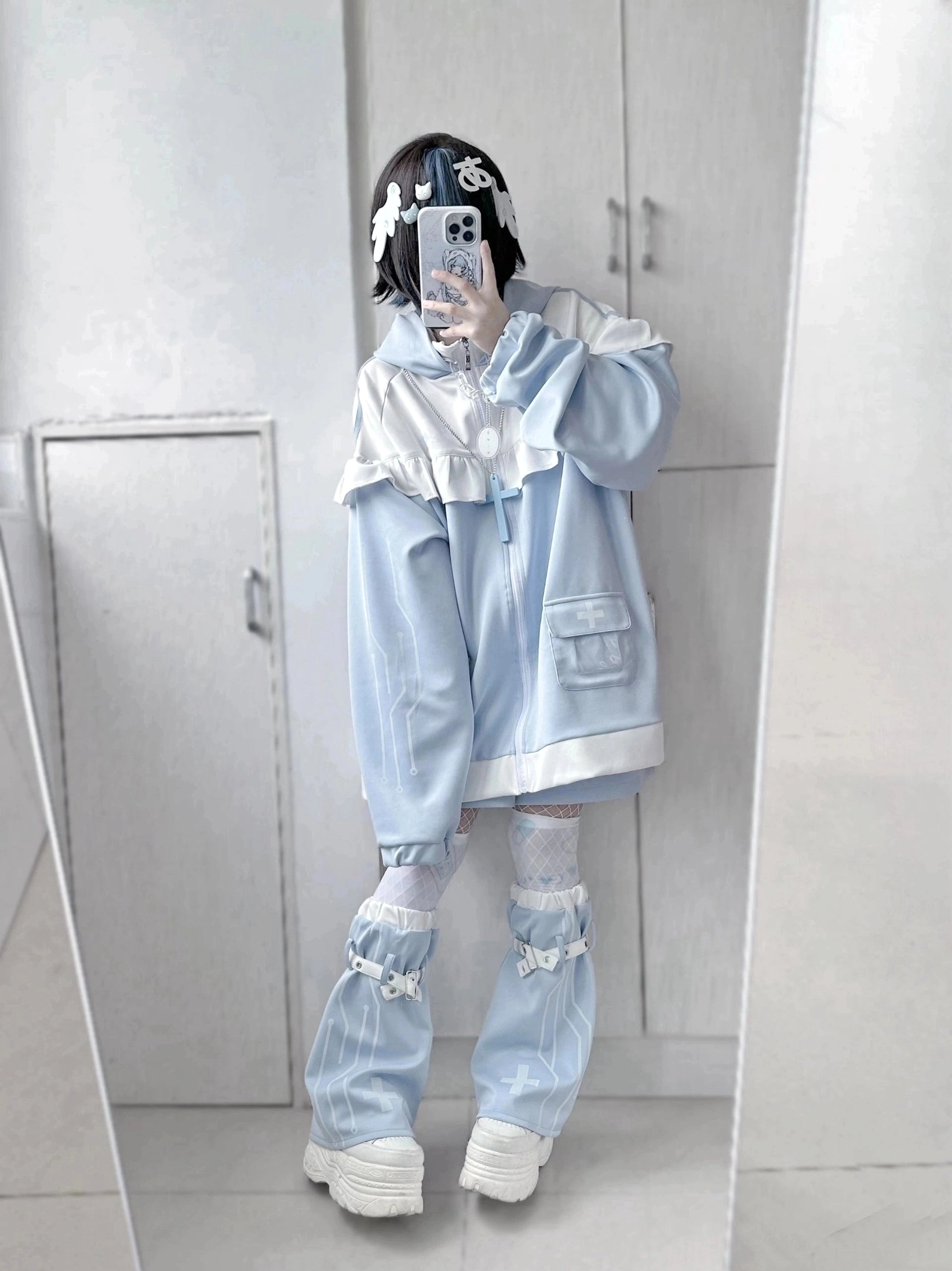 Tenshi Kaiwai cat ear hoodie jacket complete three piece outfit with shorts and leg warmers mirror selfie showing zipper front and platform shoes styling