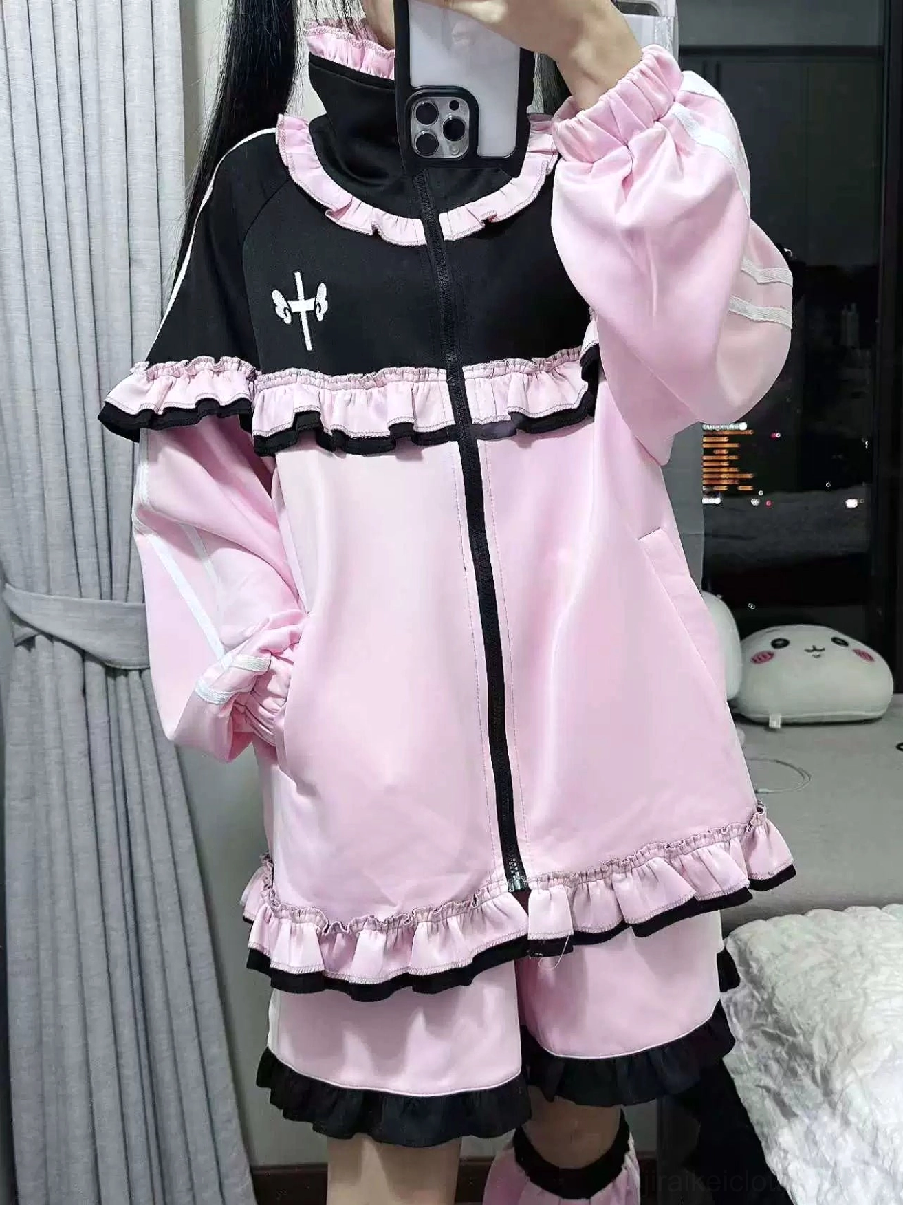 Tenshi Kaiwai complete outfit size reference showing true proportions with model wearing full jacket pants shorts leg warmer set