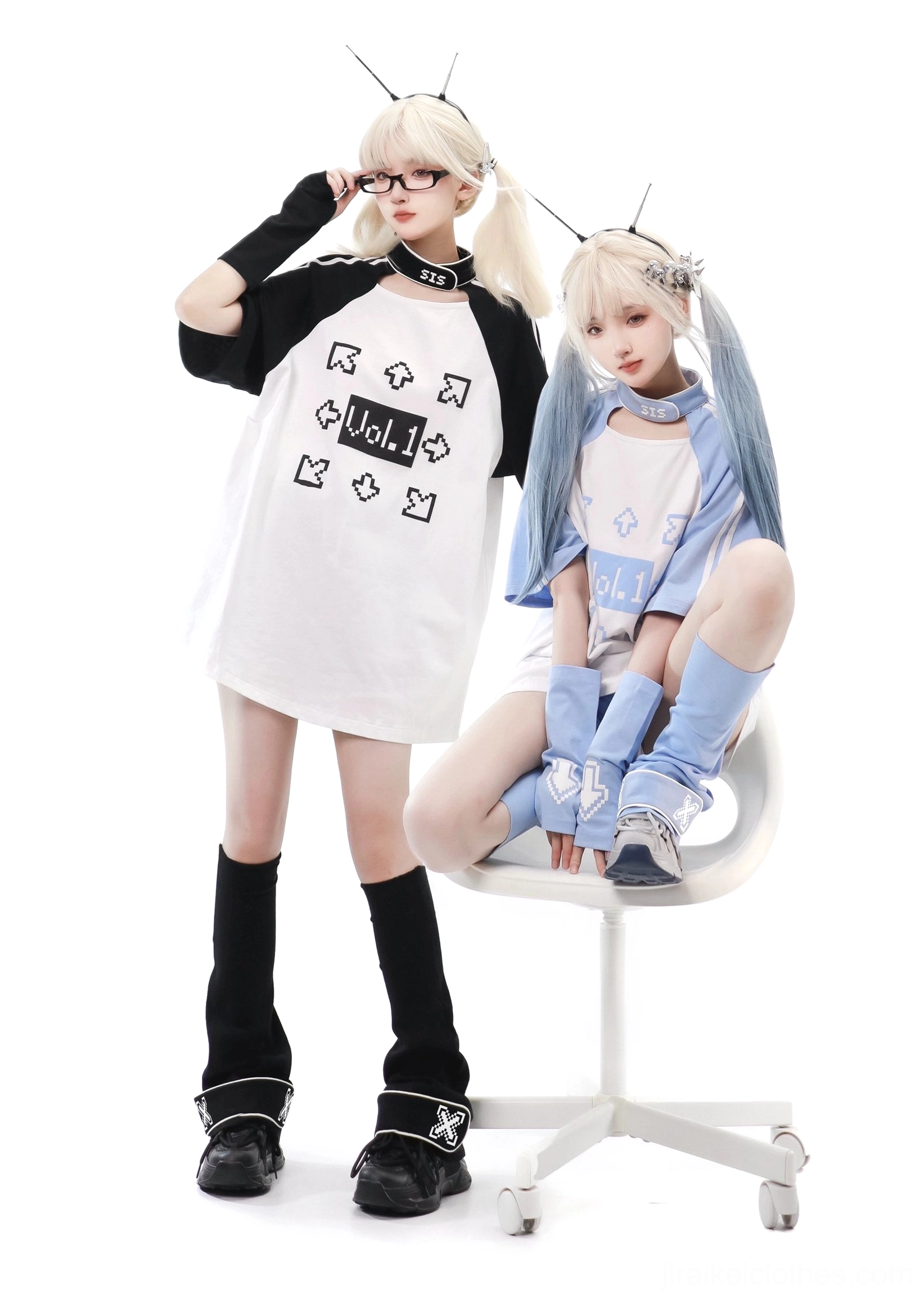 Tenshi Kaiwai oversized t-shirt shorts complete ensemble all colors available full product range display