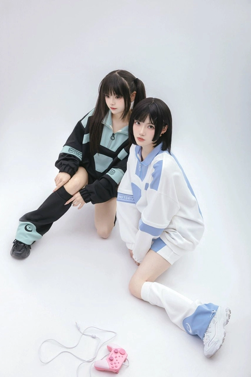 Tenshi Kaiwai removable sleeve sweatshirt and shorts ensemble featuring crescent star leg warmer details and color-blocked design elements