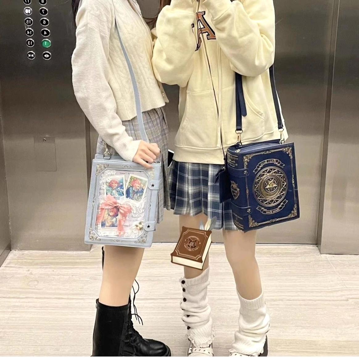 Vintage grimoire Jirai Kei ita crossbody bag material texture close-up PU leather quality detail view