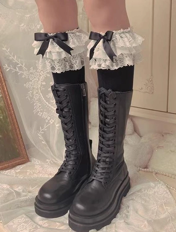 White-black Jirai Kei short mid-calf socks color-blocked lace frills bow details vintage Lolita fashion inspired