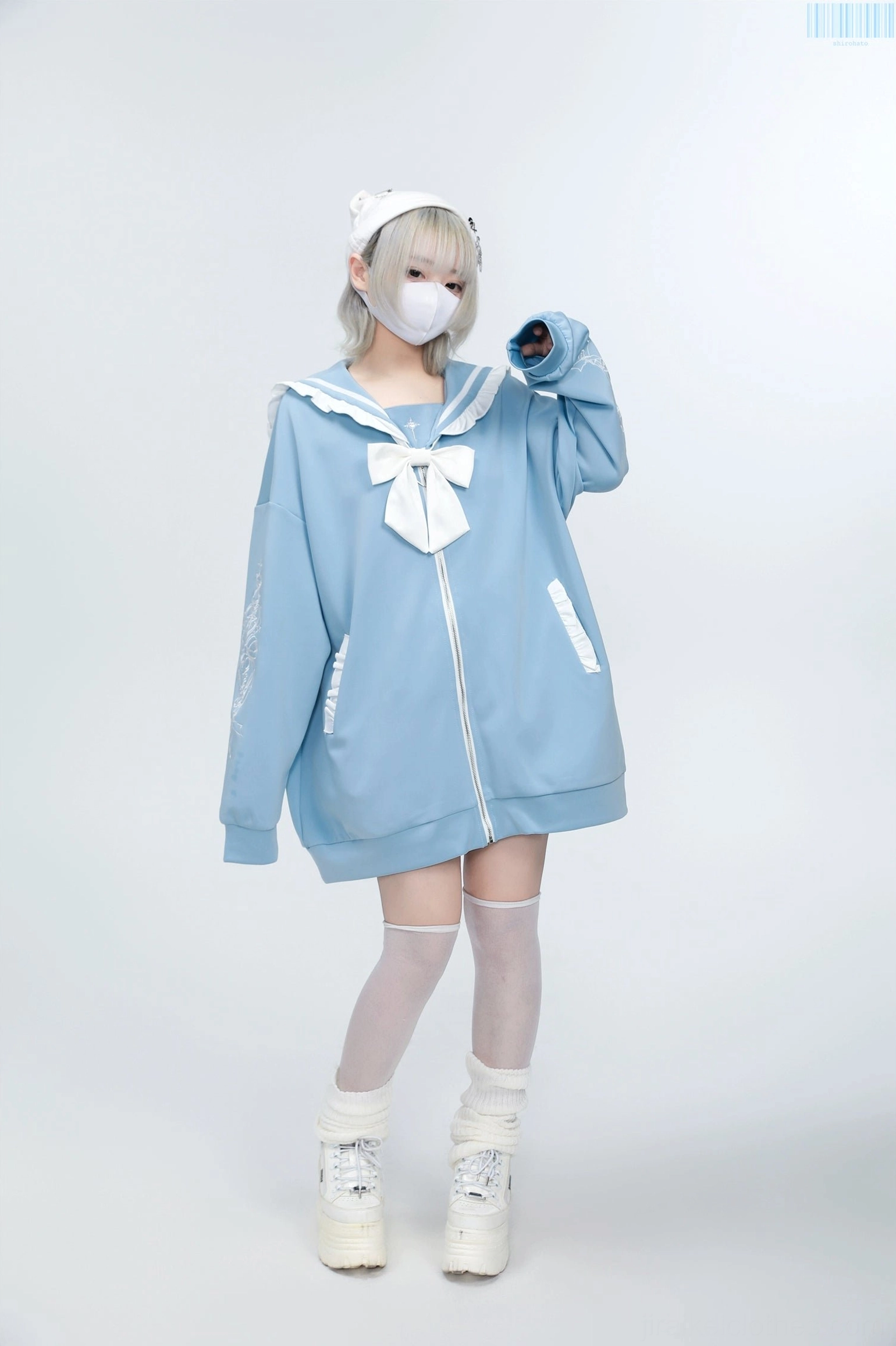Plus-size white Jirai Kei sailor collar embroidered jacket with light purple bow, detachable bow feature display