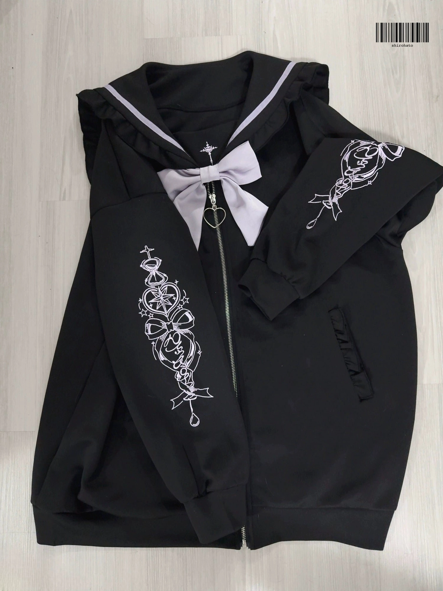 White-pink Jirai Kei sailor jacket sailor collar detail structure and frills layering close-up
