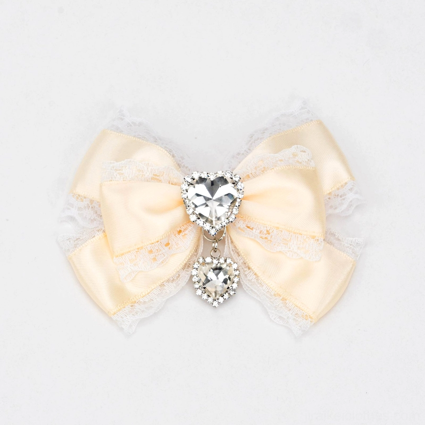 white and goose yellow jirai kei bow hair clip yellow satin with white lace heart rhinestone pendant charm