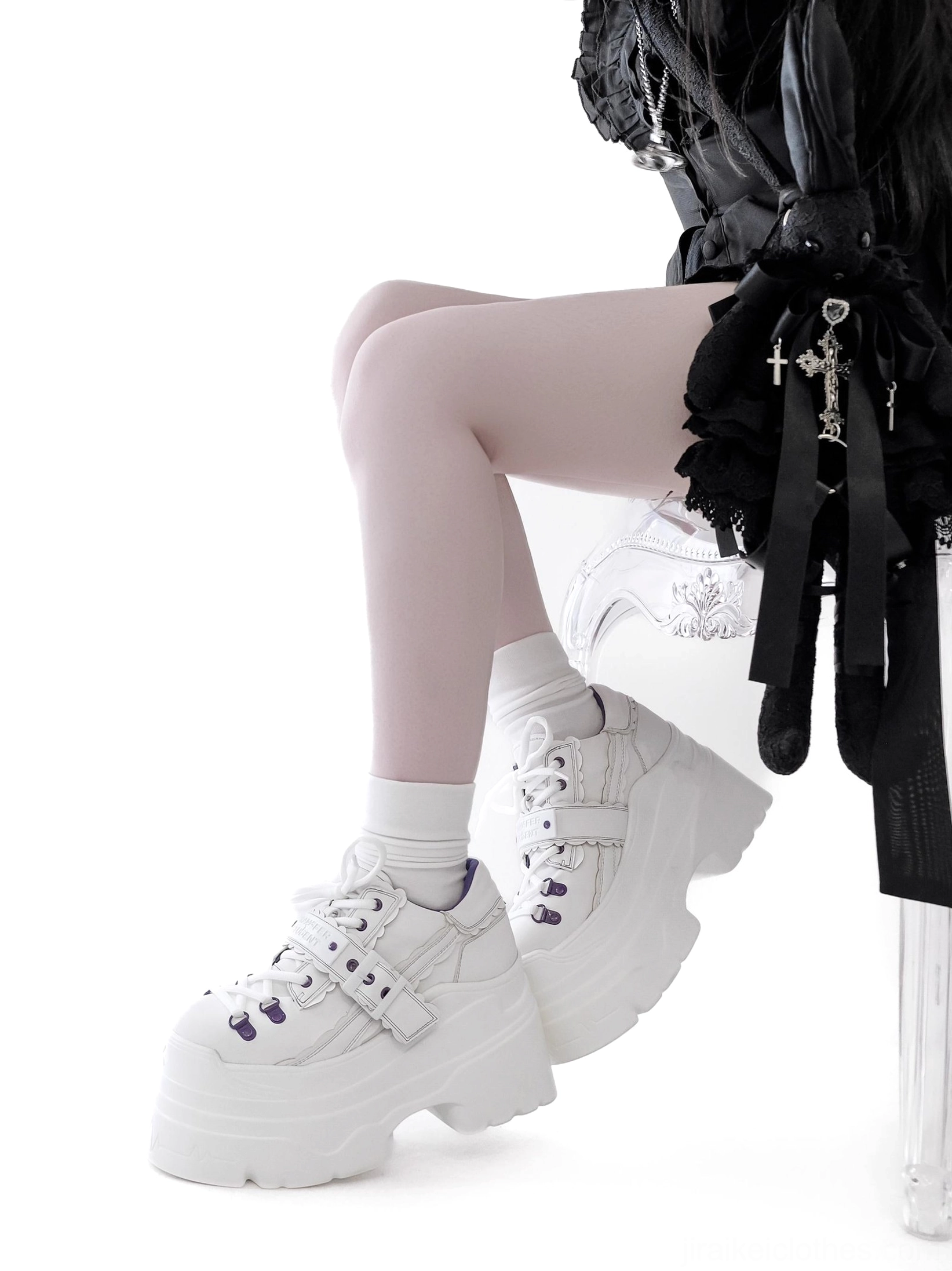 Y2K jirai kei platform shoes size range available 35 to 41 EU, multiple colorways and fit options for diverse foot sizes